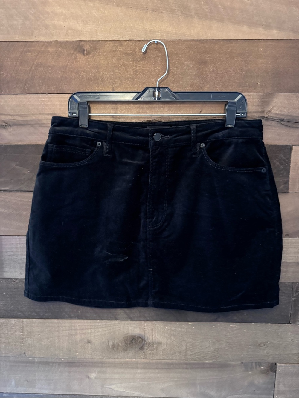 Good American Black Women's Velvet Mini Skirt